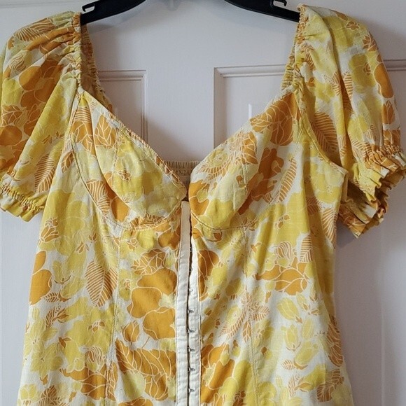NWOT URBAN OUTFITTERS FLORAL PUFF SLEEVE BUSTIER DRESS YELLOW GOLD DEMURE - Picture 2 of 13